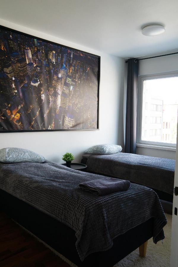 Oulu City Center 4-Room Apartment Parking מראה חיצוני תמונה