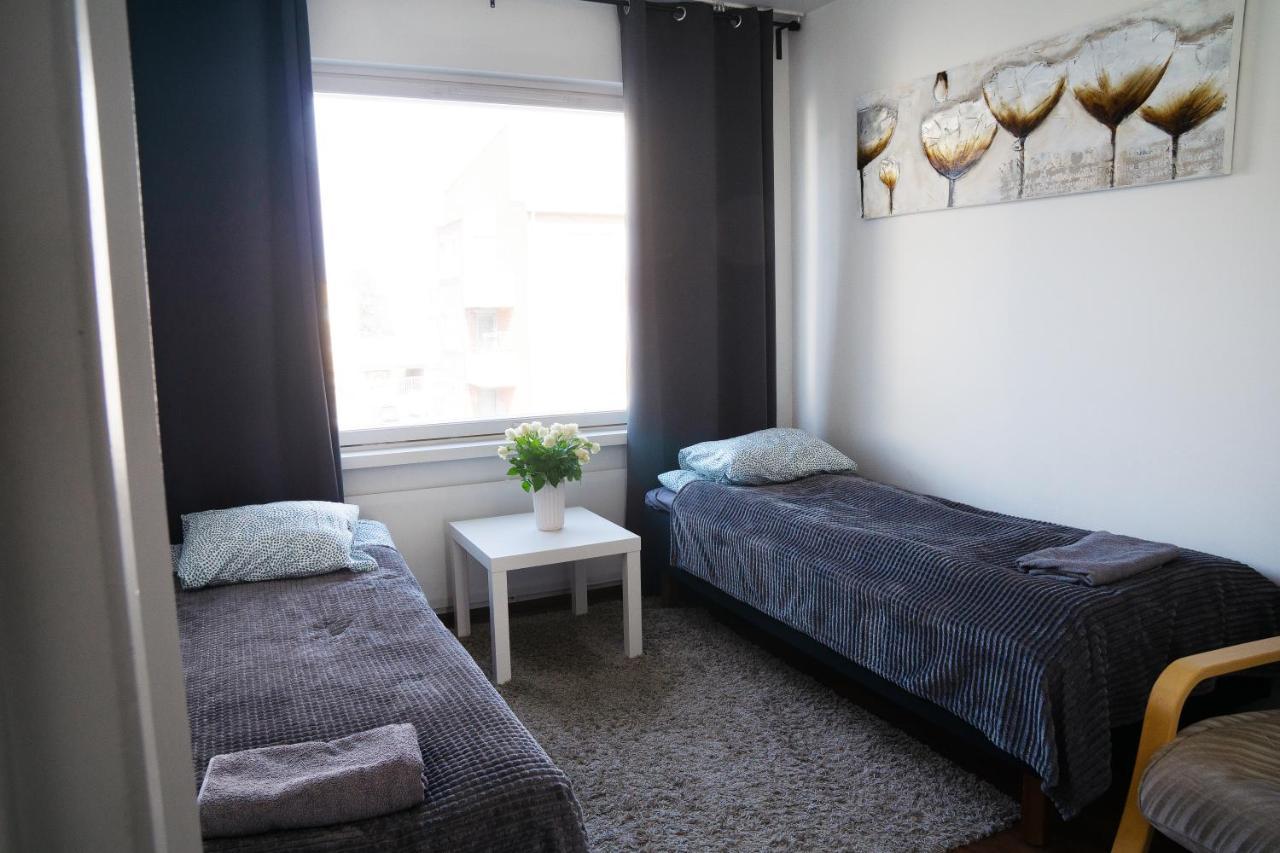 Oulu City Center 4-Room Apartment Parking מראה חיצוני תמונה